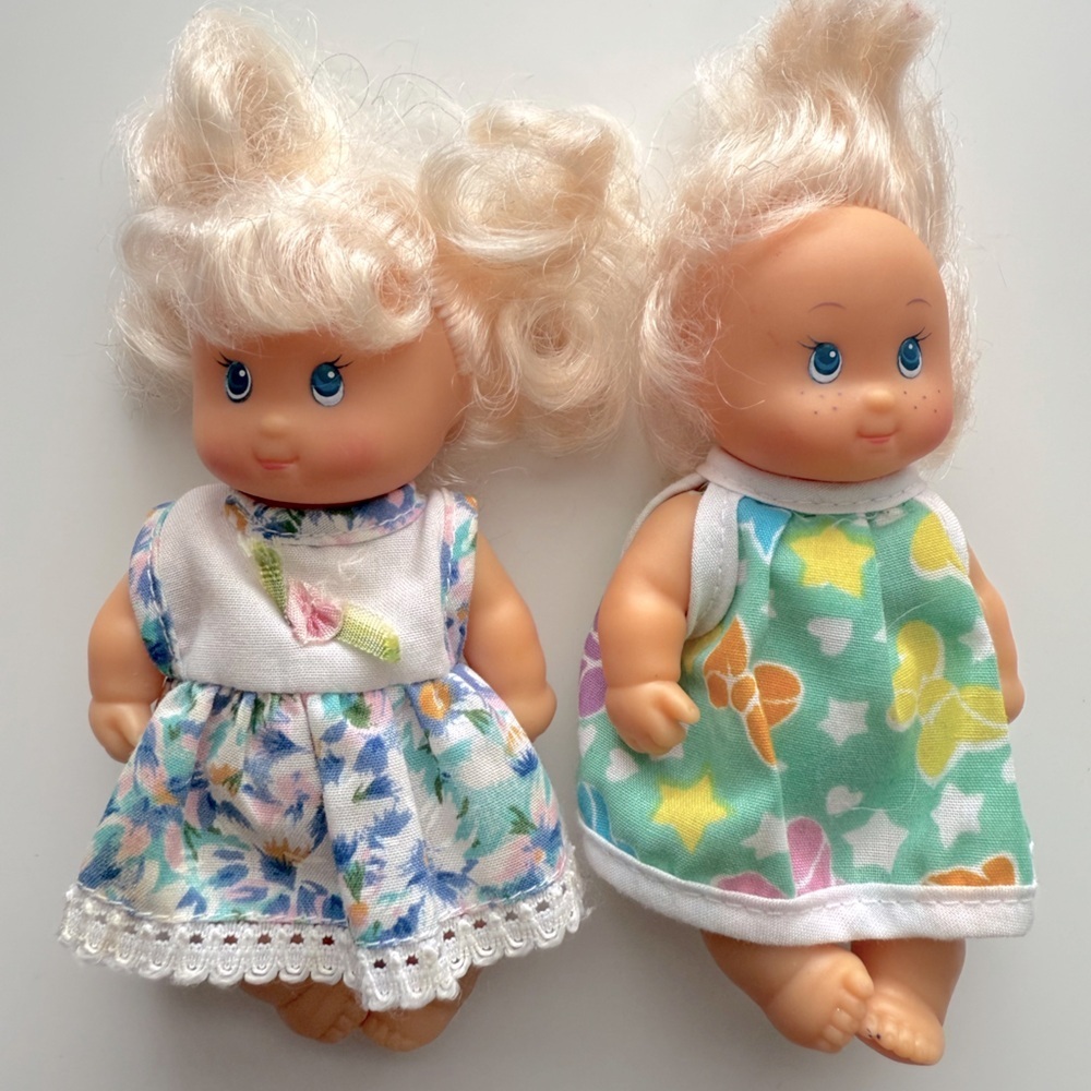 2 Vintage 1994 Cititoy 5” collectible dolls, dressed with blond hair